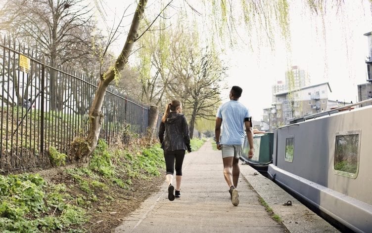 5 Ways to Squeeze in a Walk and Live Longer