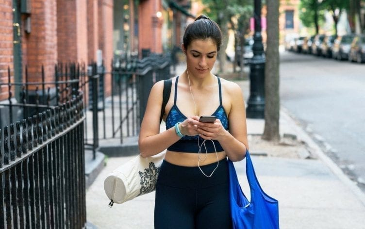 4 Ways to Use Social Media to Lose Weight
